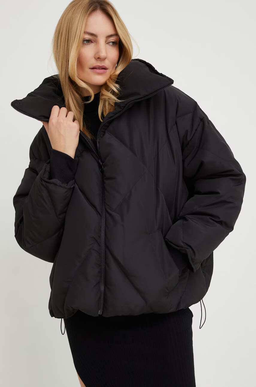 Answear Lab Яке в черно със зимна изолация с уголемена кройка - Pepit.bg