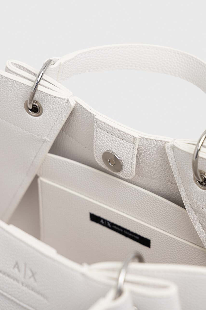 Armani Exchange Чанта в бяло - Pepit.bg