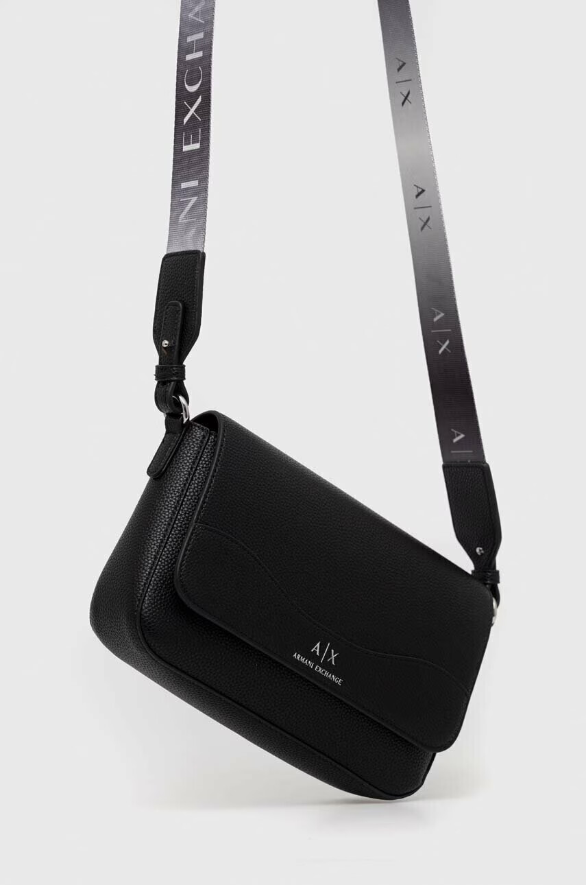 Armani Exchange Чанта в черно - Pepit.bg