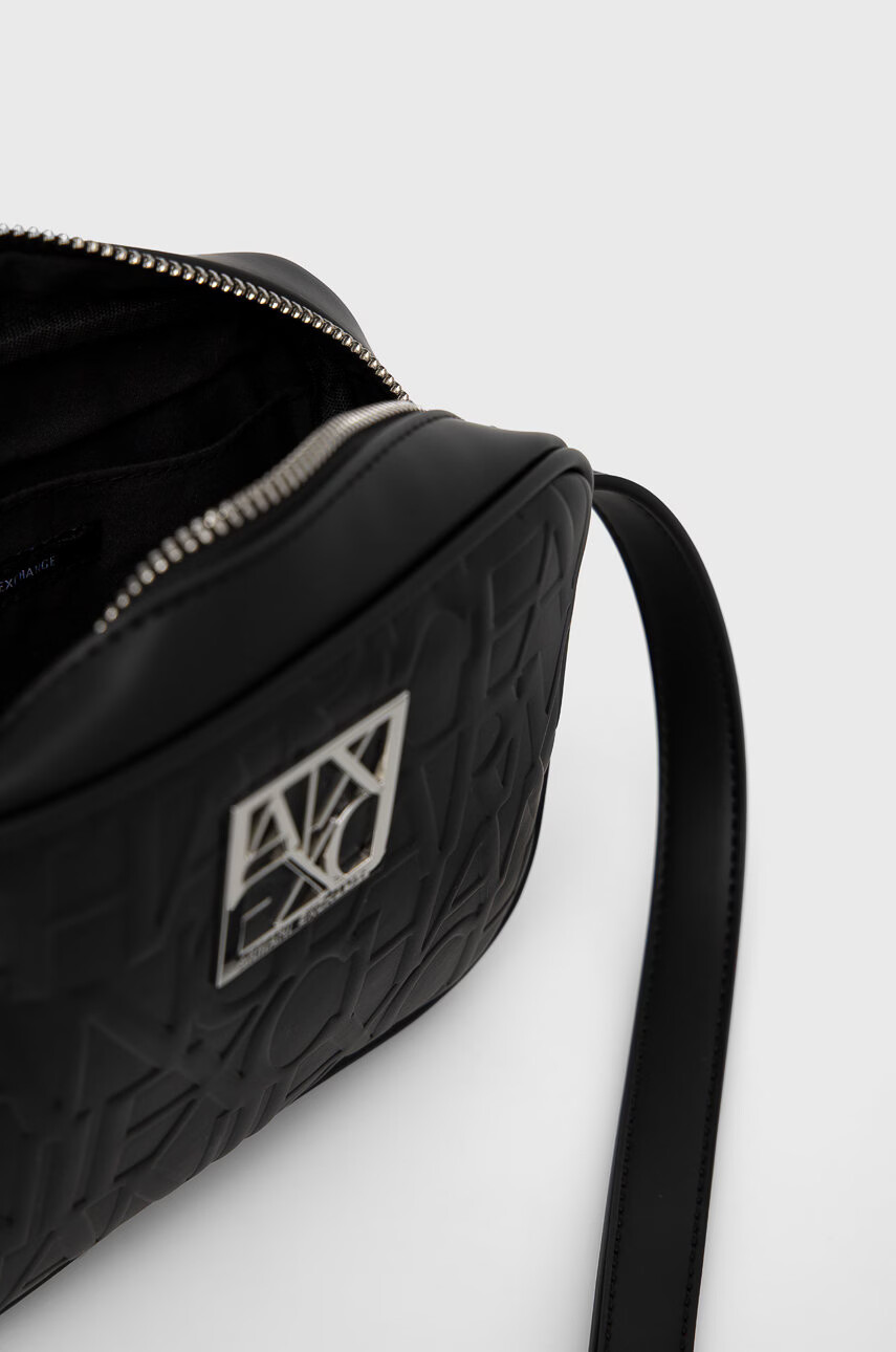 Armani Exchange Чанта в черно - Pepit.bg