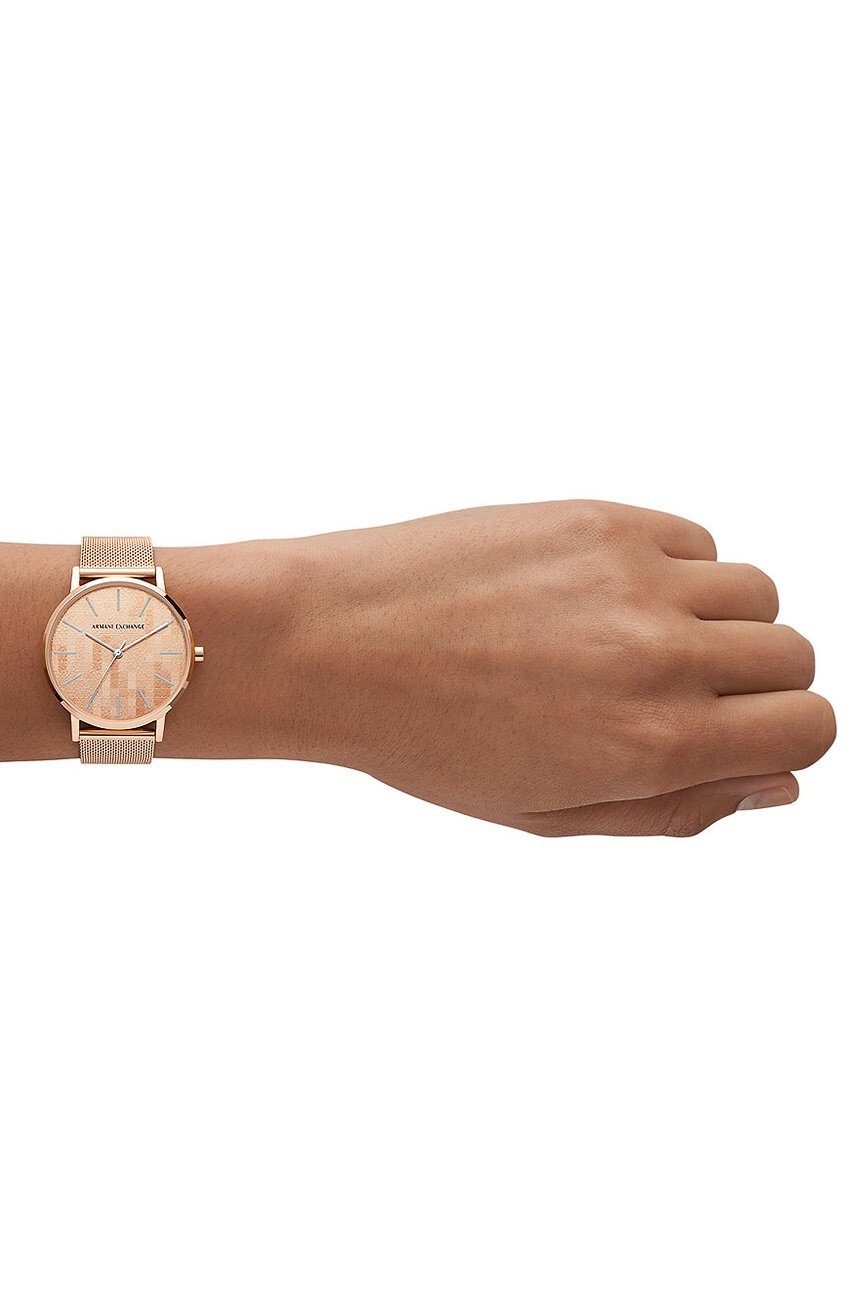 Armani Exchange Часовник дамски в златисто - Pepit.bg