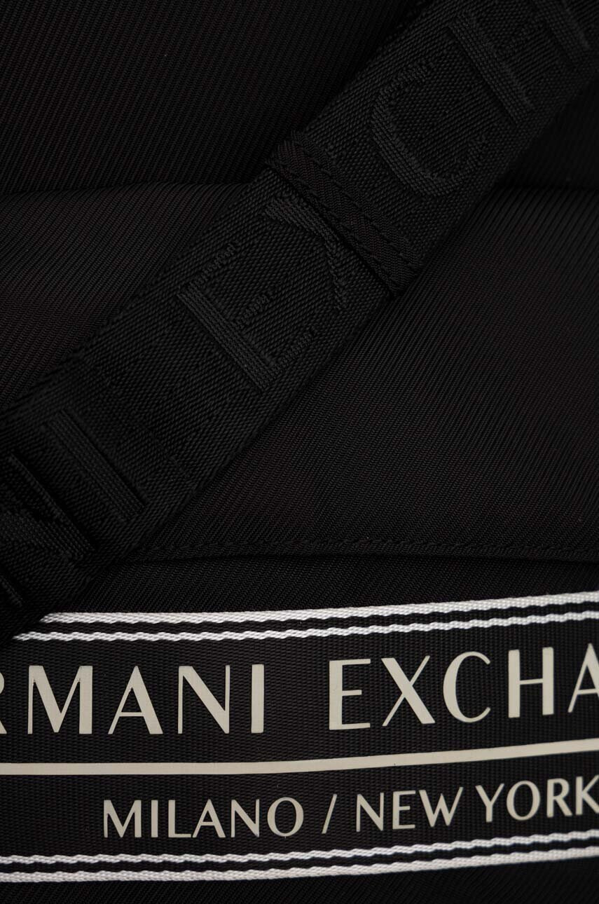 Armani Exchange Раница в черно голям размер с принт - Pepit.bg