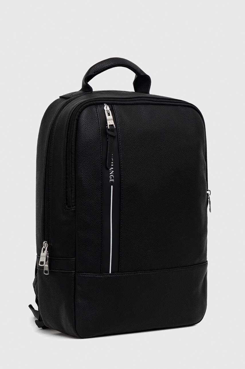 Armani Exchange Раница в черно голям размер с изчистен дизайн - Pepit.bg