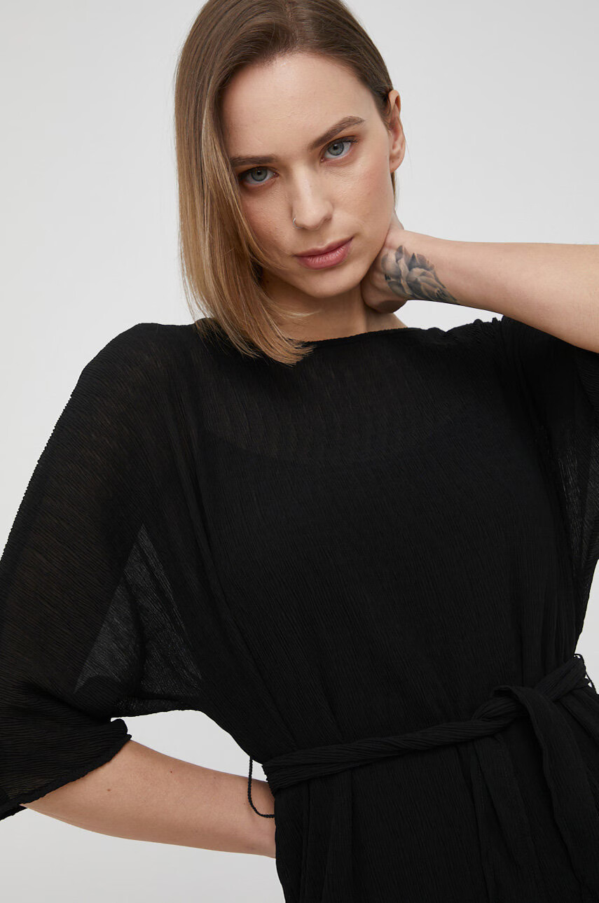 Armani Exchange Рокля в черно къс модел със стандартна кройка - Pepit.bg