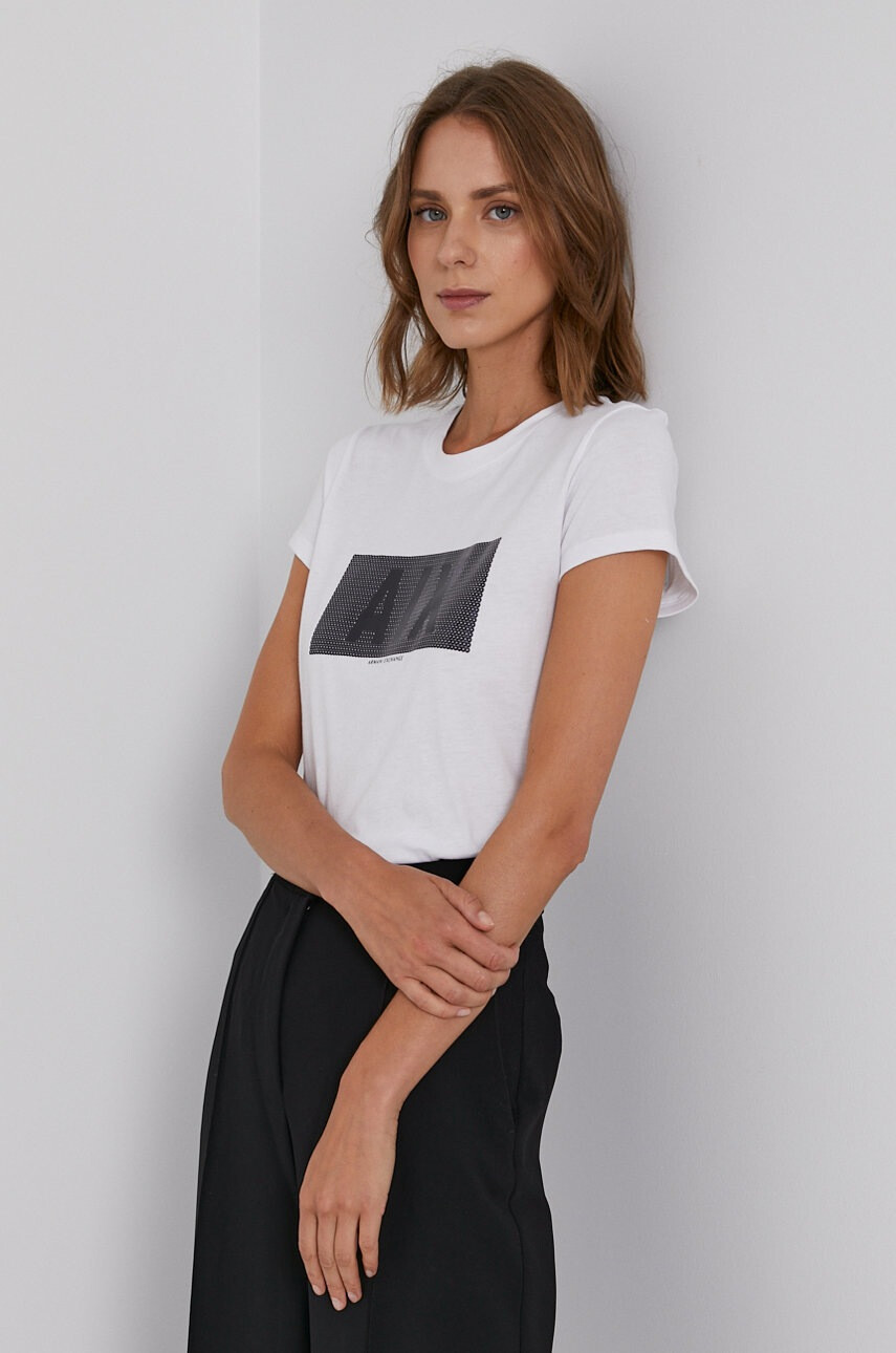 Armani Exchange Тениска в бяло с апликация - Pepit.bg