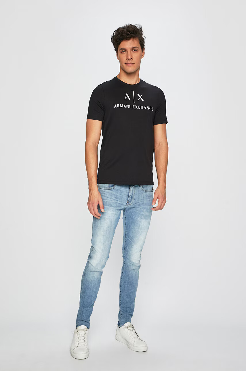 Armani Exchange Тениска в черно с принт - Pepit.bg