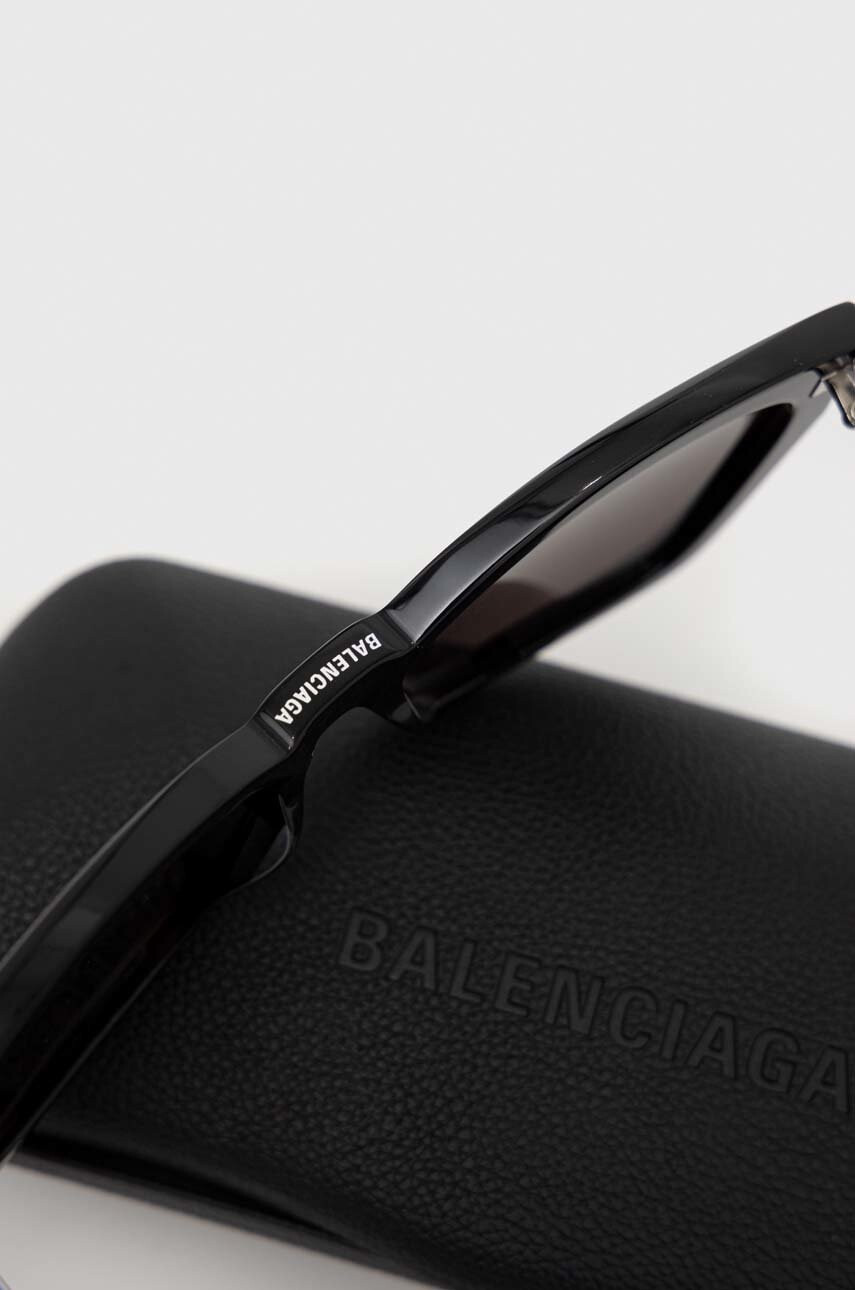 Balenciaga Слънчеви очила BB0231S в черно - Pepit.bg