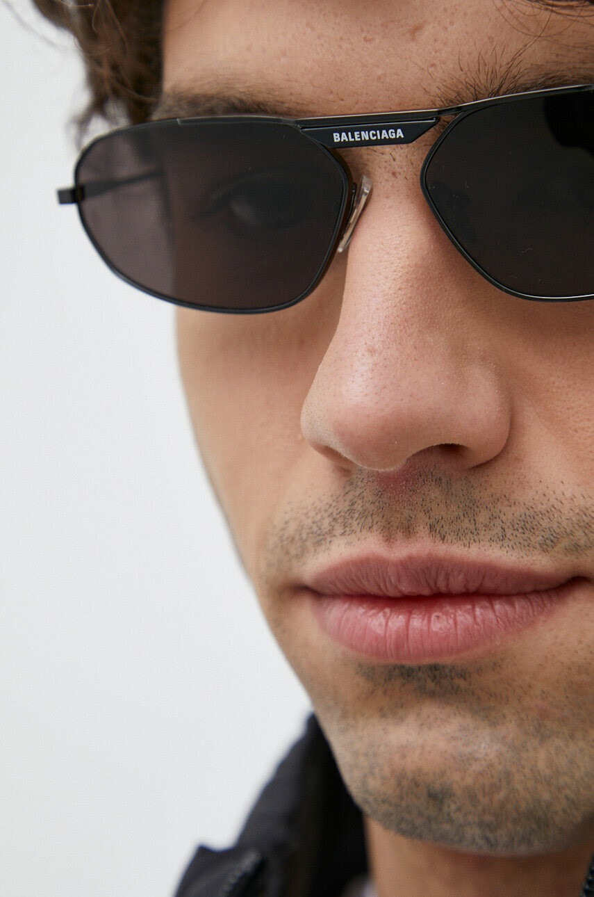 Balenciaga Слънчеви очила BB0245S в черно - Pepit.bg