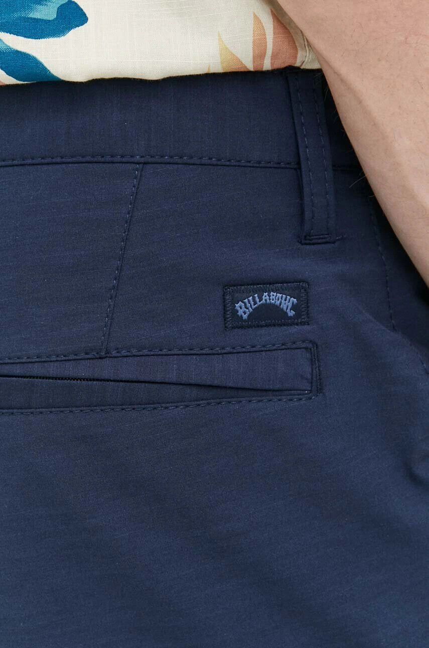 Billabong Къс панталон в тъмносиньо - Pepit.bg