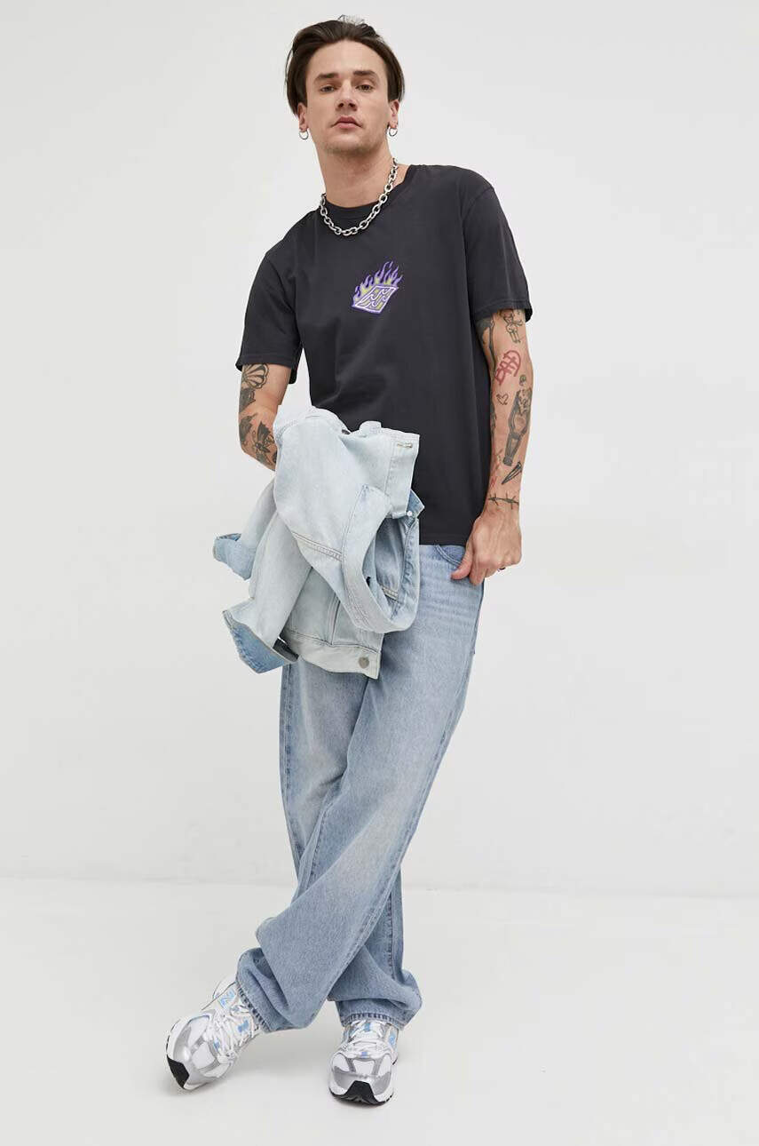 Billabong Памучна тениска в черно с принт - Pepit.bg