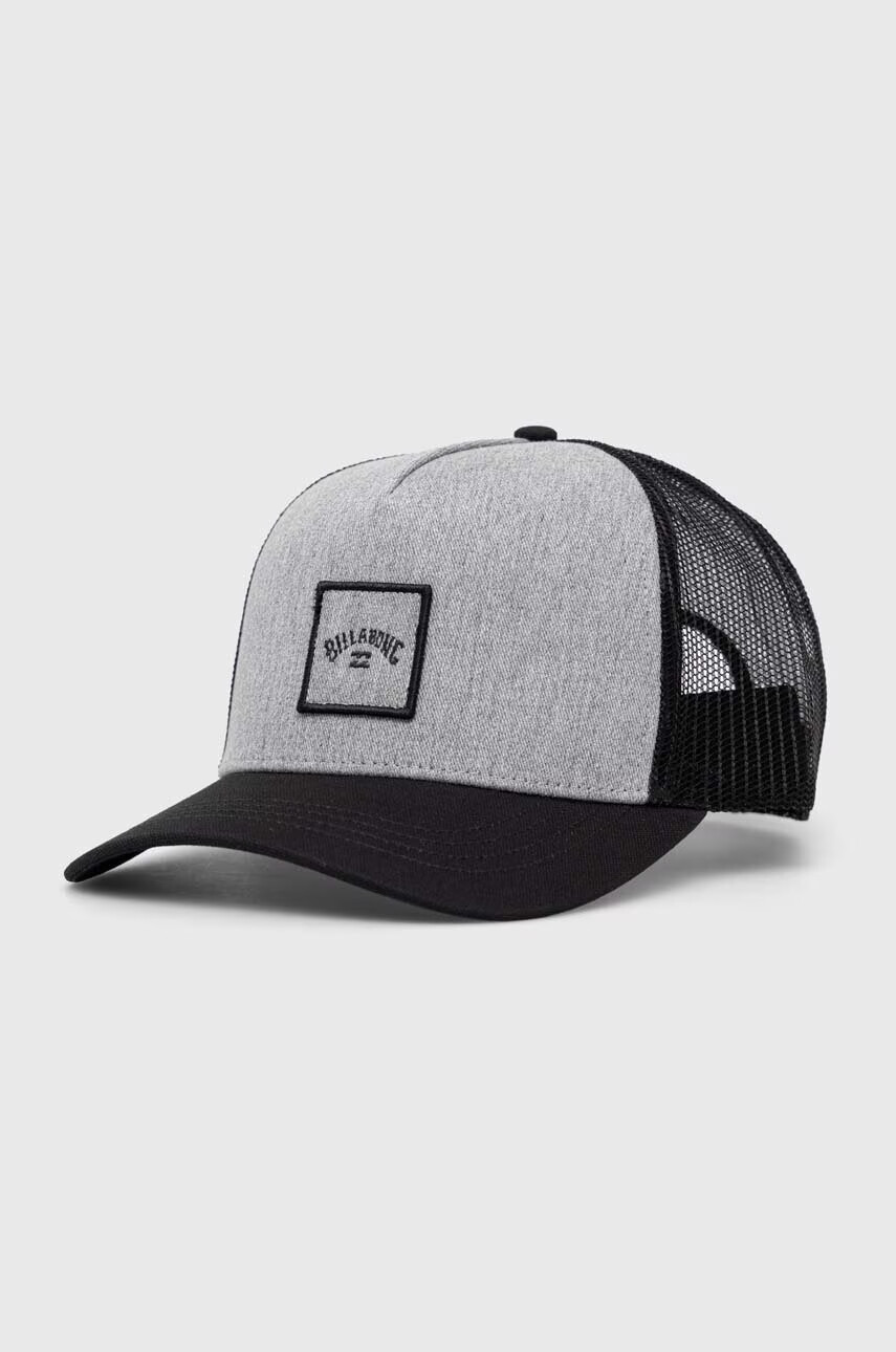 Billabong Шапка с козирка в черно с апликация - Pepit.bg