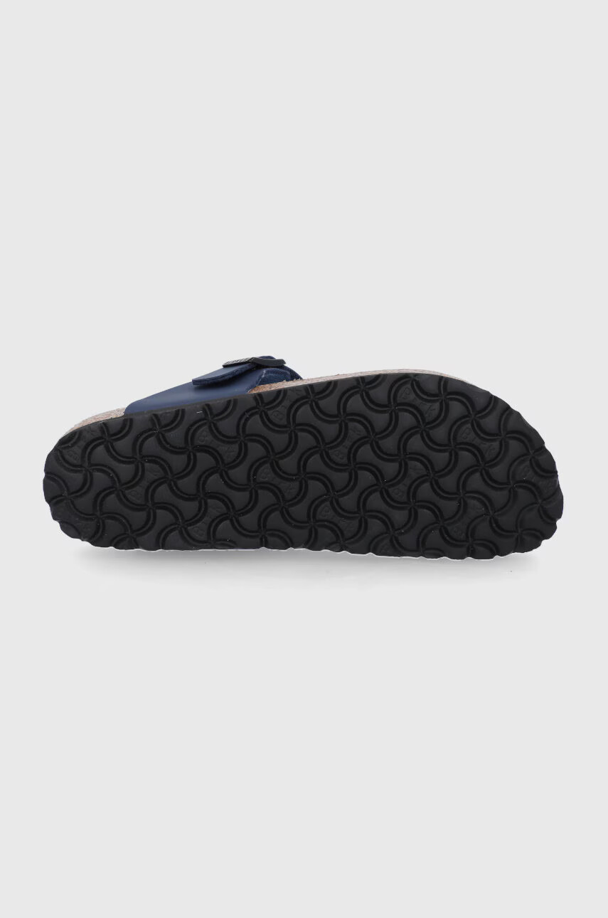 Birkenstock Джапанки Gizeh дамски в черно с равна подметка - Pepit.bg