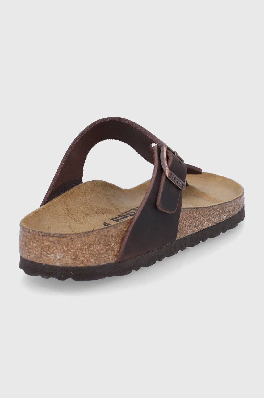Birkenstock Кожени джапанки Gizeh дамски в кафяво с равна подметка - Pepit.bg