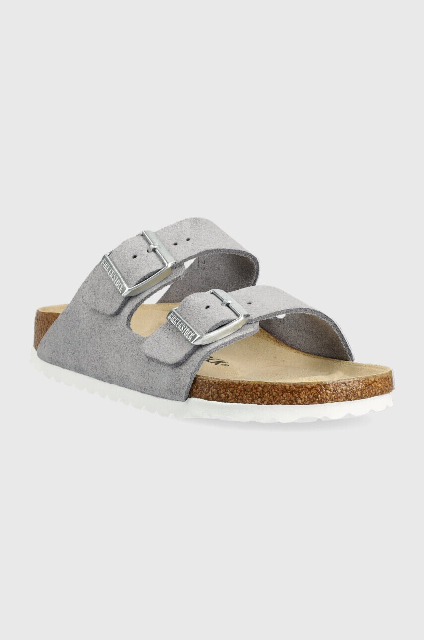 Birkenstock Велурени чехли Arizona BS в сребристо 1024248 - Pepit.bg
