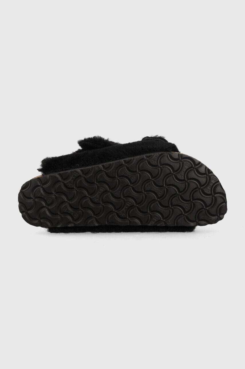 Birkenstock Вълнени пантофи Arizona BB Shearling в черно - Pepit.bg