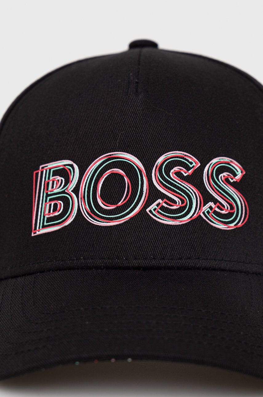 Boss Green Памучна шапка BOSS Boss Athleisure в черно с принт - Pepit.bg