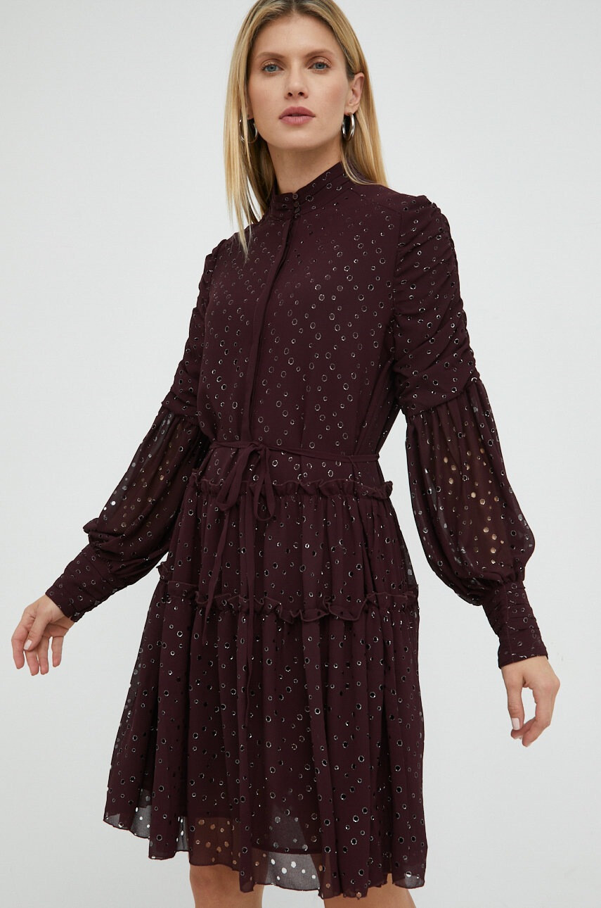 Bruuns Bazaar Рокля Angelonia Adala в бордо къс модел разкроен модел - Pepit.bg