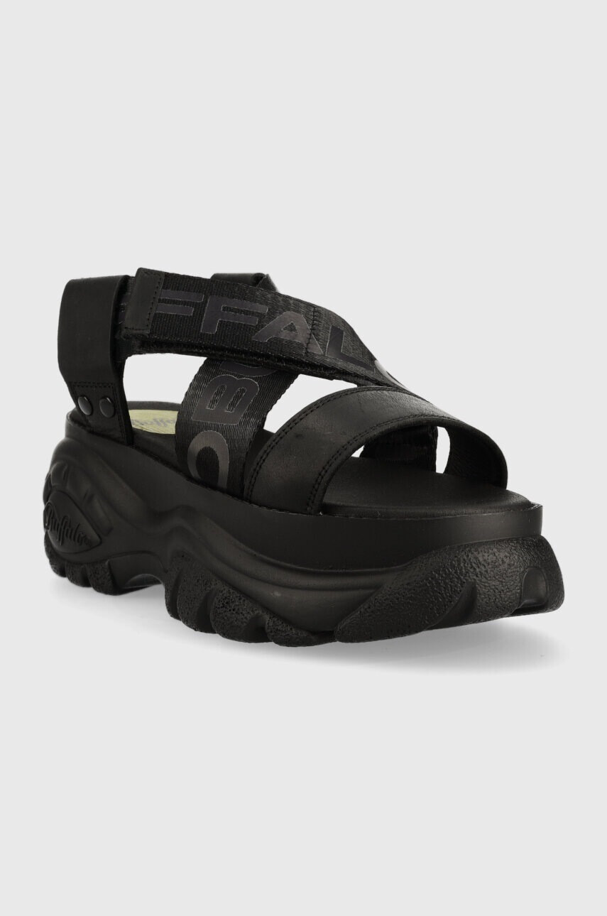 Buffalo Сандали Classic Snd в черно с платформа 1533300 - Pepit.bg