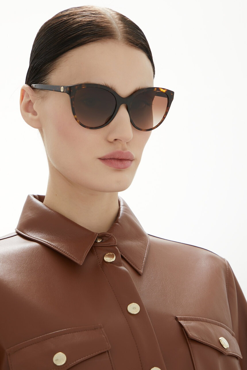 Burberry Слънчеви очила в кафяво - Pepit.bg