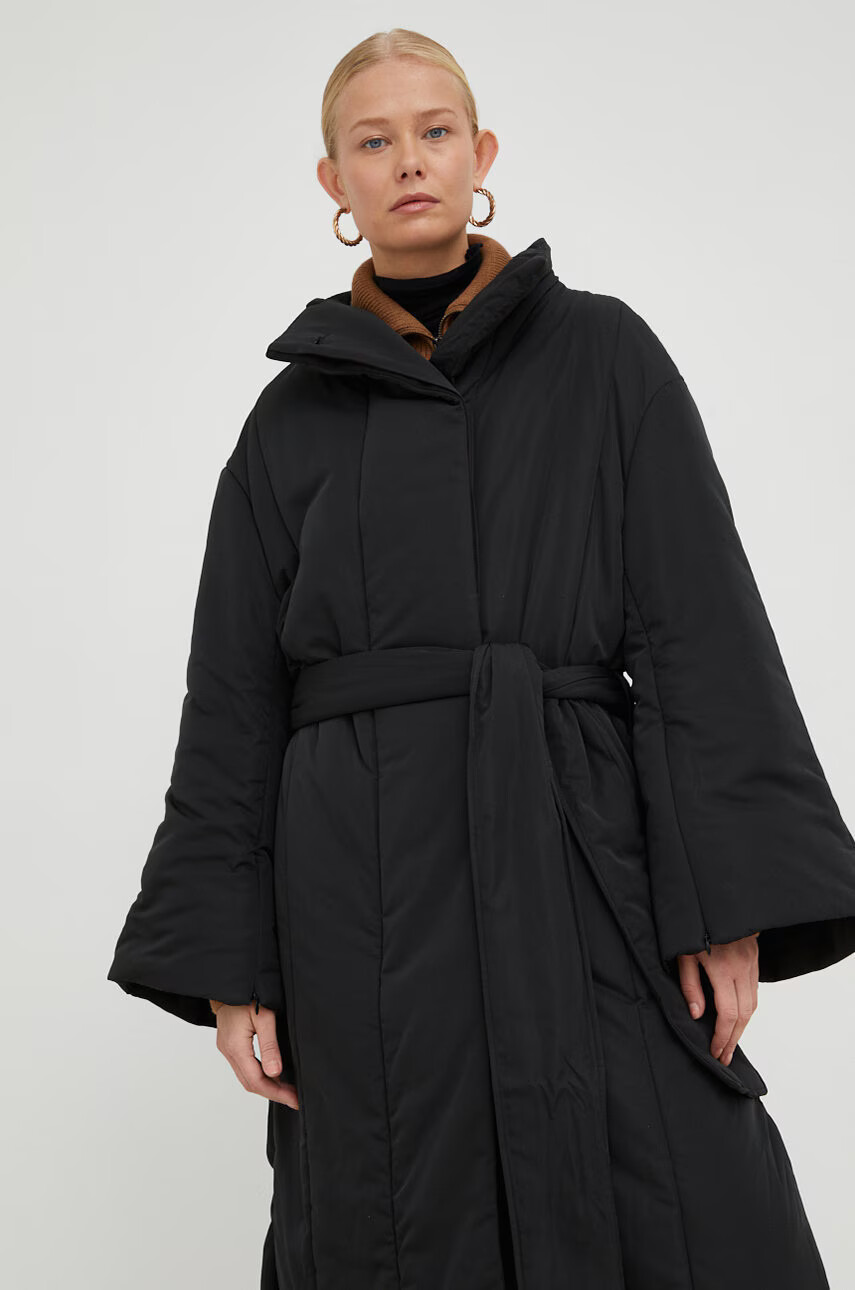 By Malene Birger Яке в черно с преходна изолация - Pepit.bg