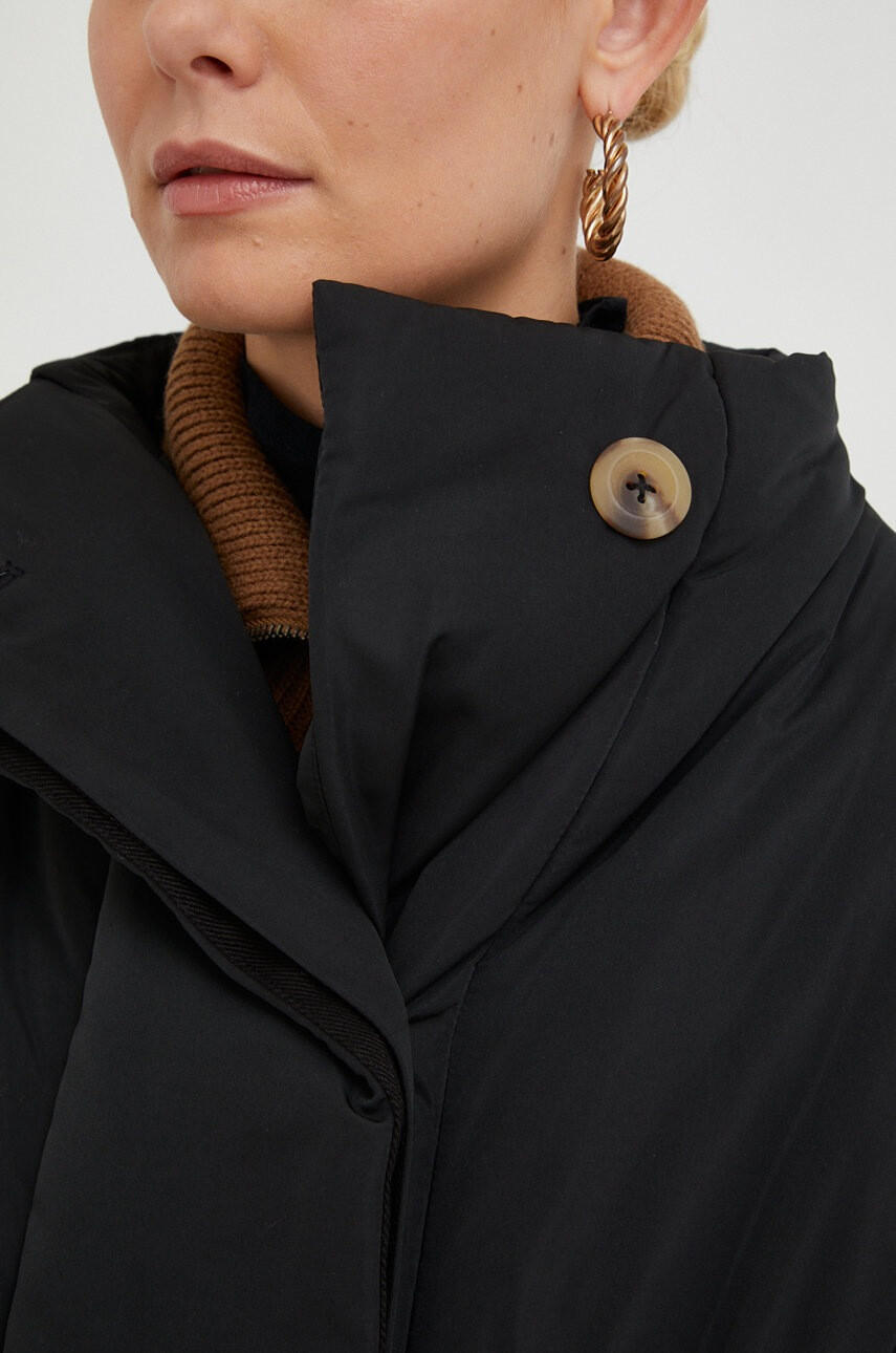 By Malene Birger Яке в черно с преходна изолация - Pepit.bg
