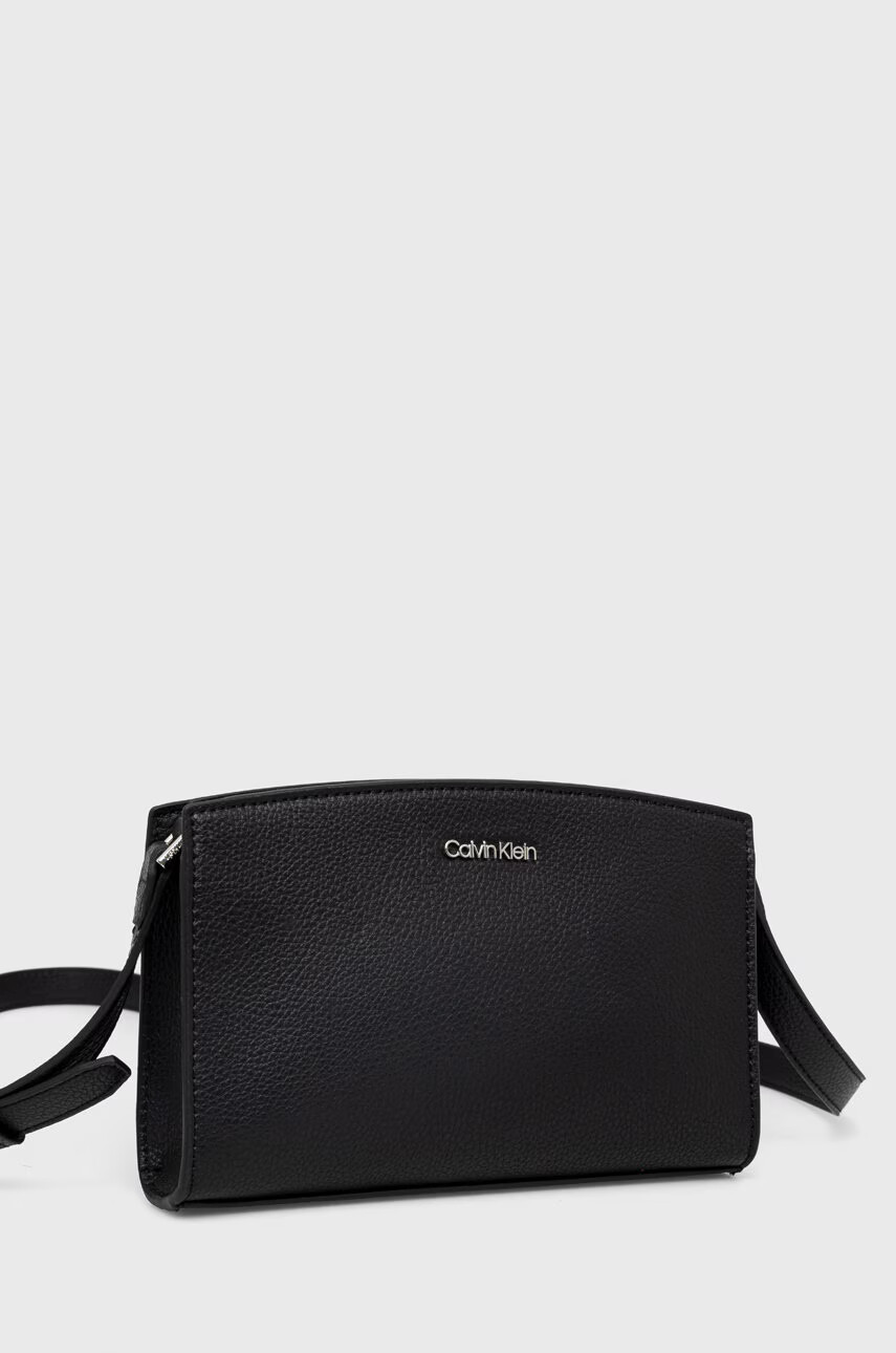 Calvin Klein Чанта - Pepit.bg