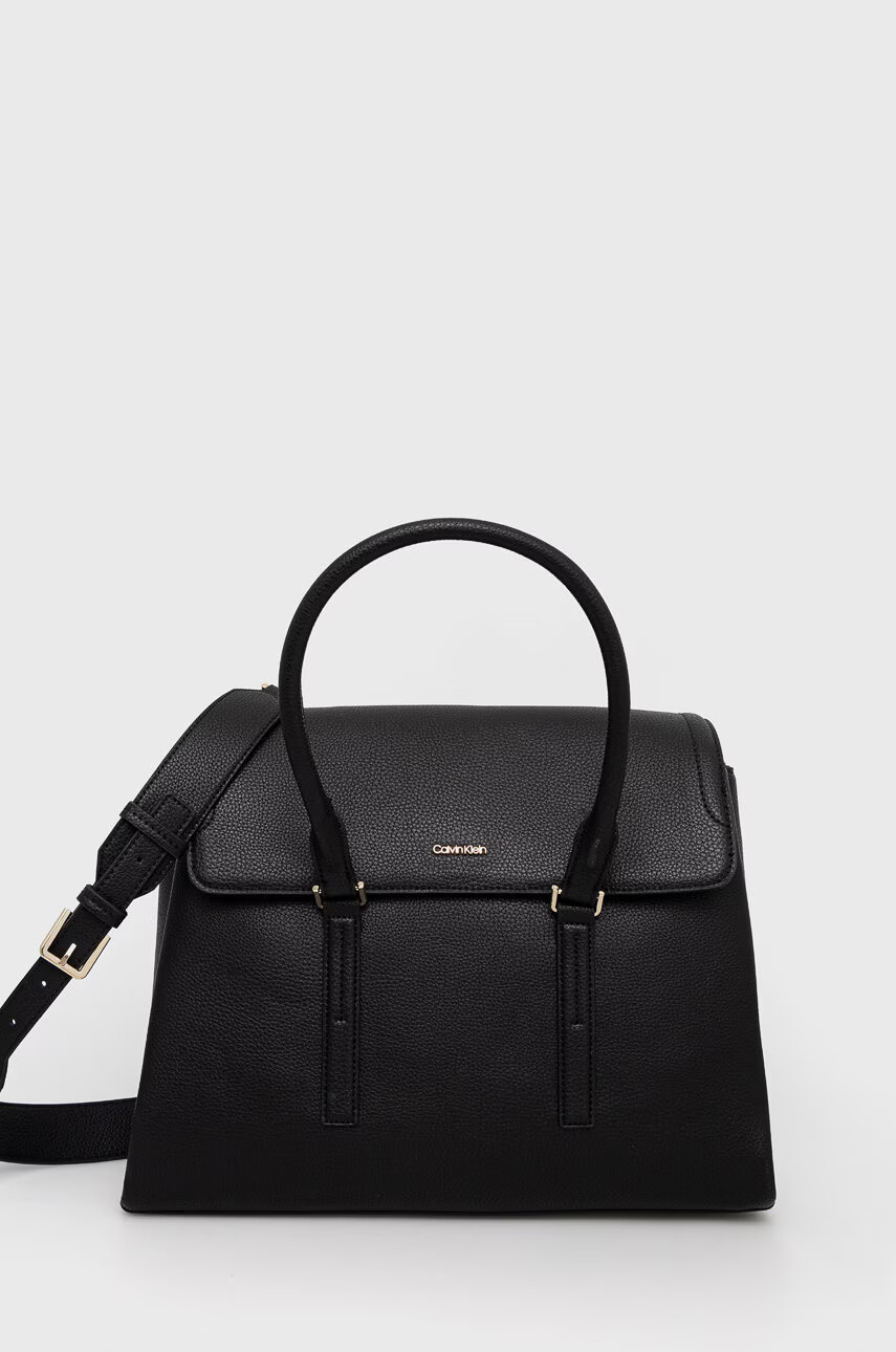 Calvin Klein Чанта в черно - Pepit.bg