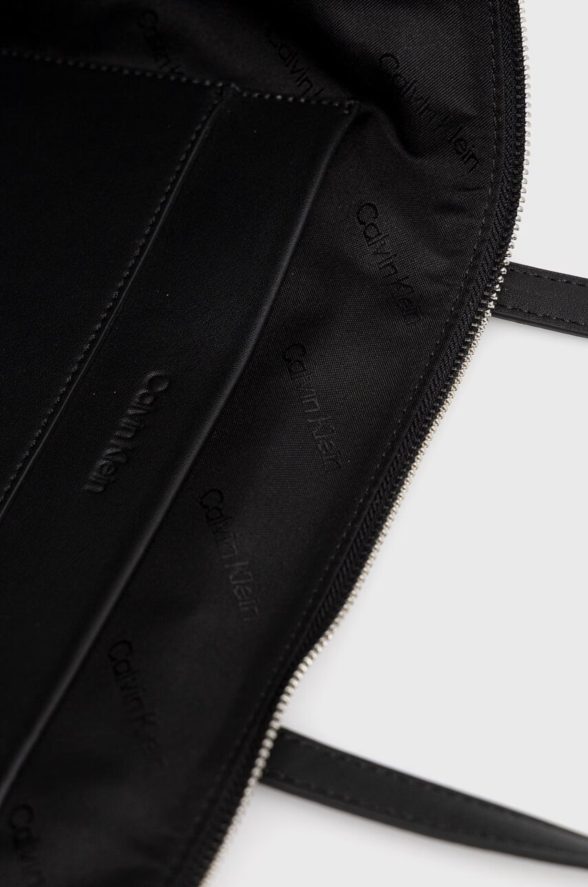 Calvin Klein Чанта - Pepit.bg