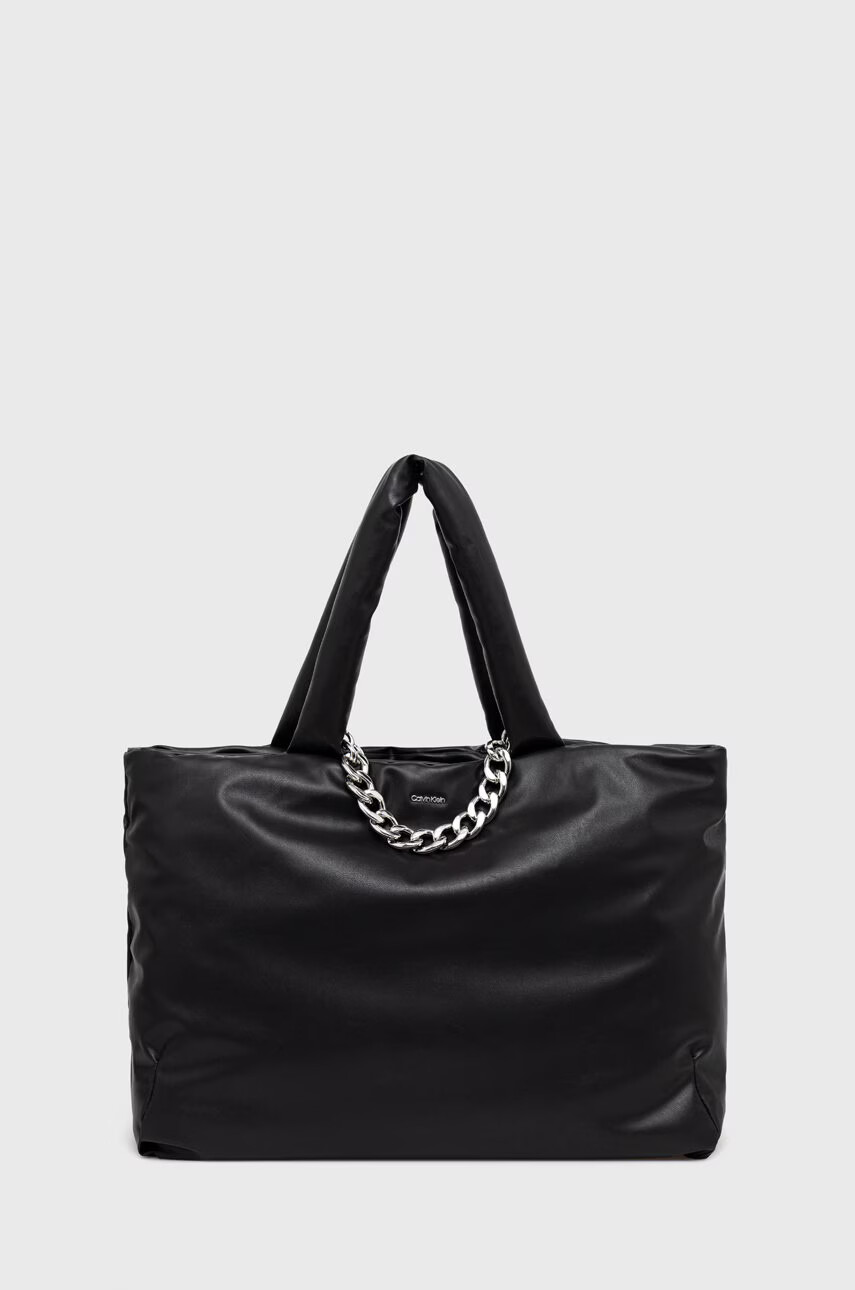 Calvin Klein Чанта в черно - Pepit.bg