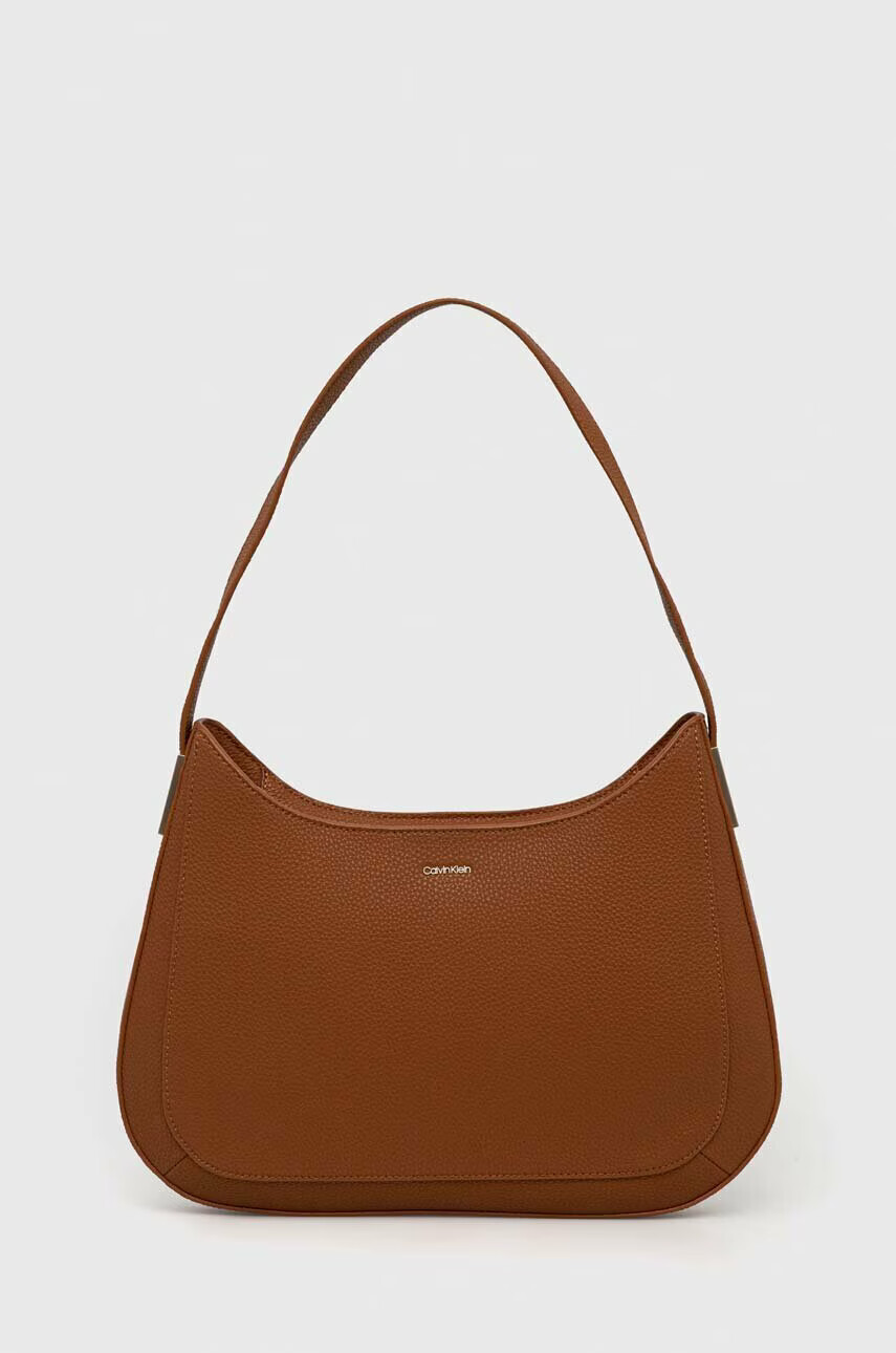 Calvin Klein Чанта в кафяво - Pepit.bg