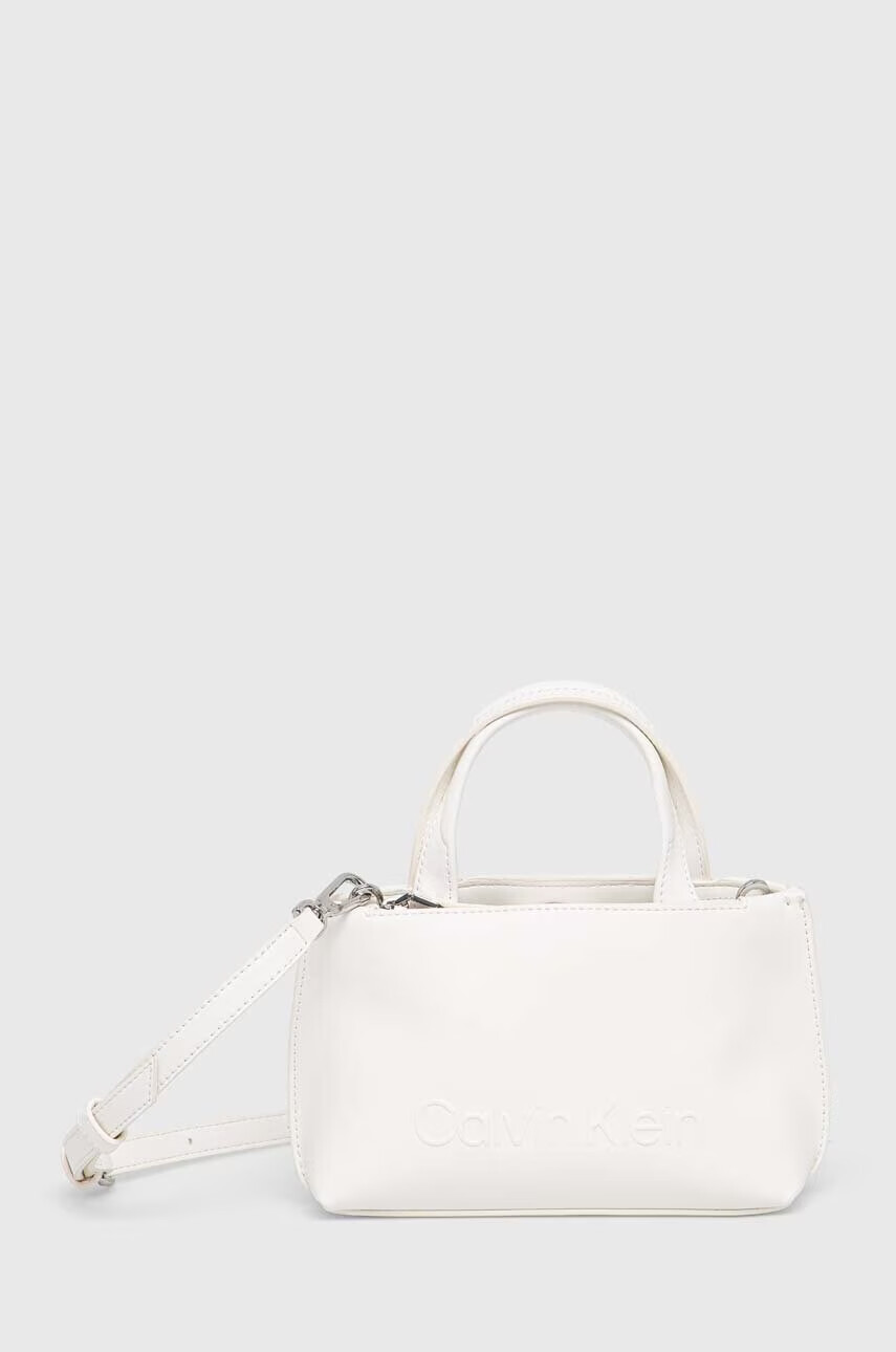 Calvin Klein Чанта в бяло - Pepit.bg