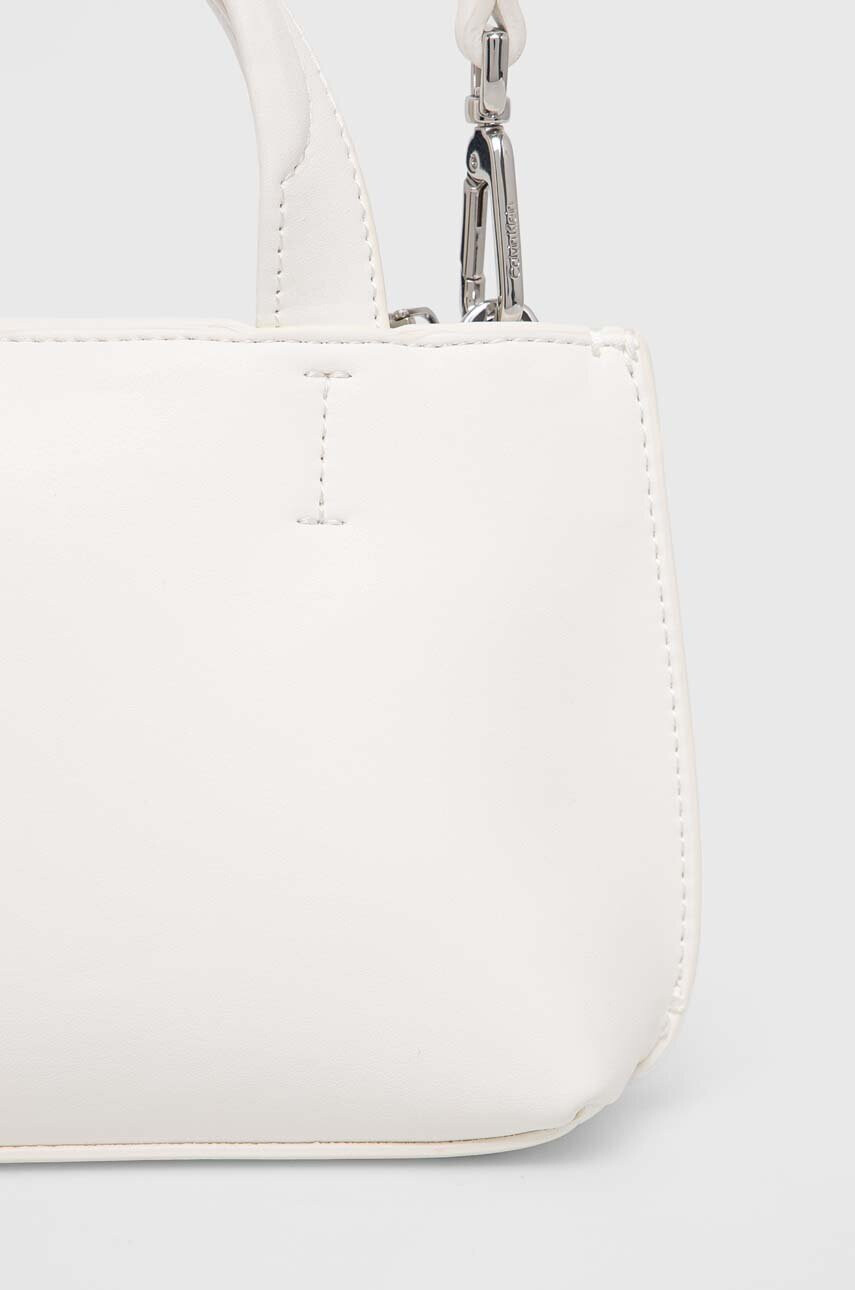 Calvin Klein Чанта в бяло - Pepit.bg