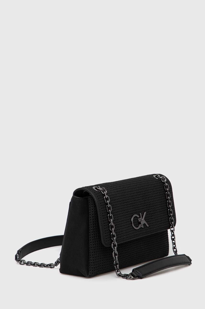 Calvin Klein Чанта в черно - Pepit.bg