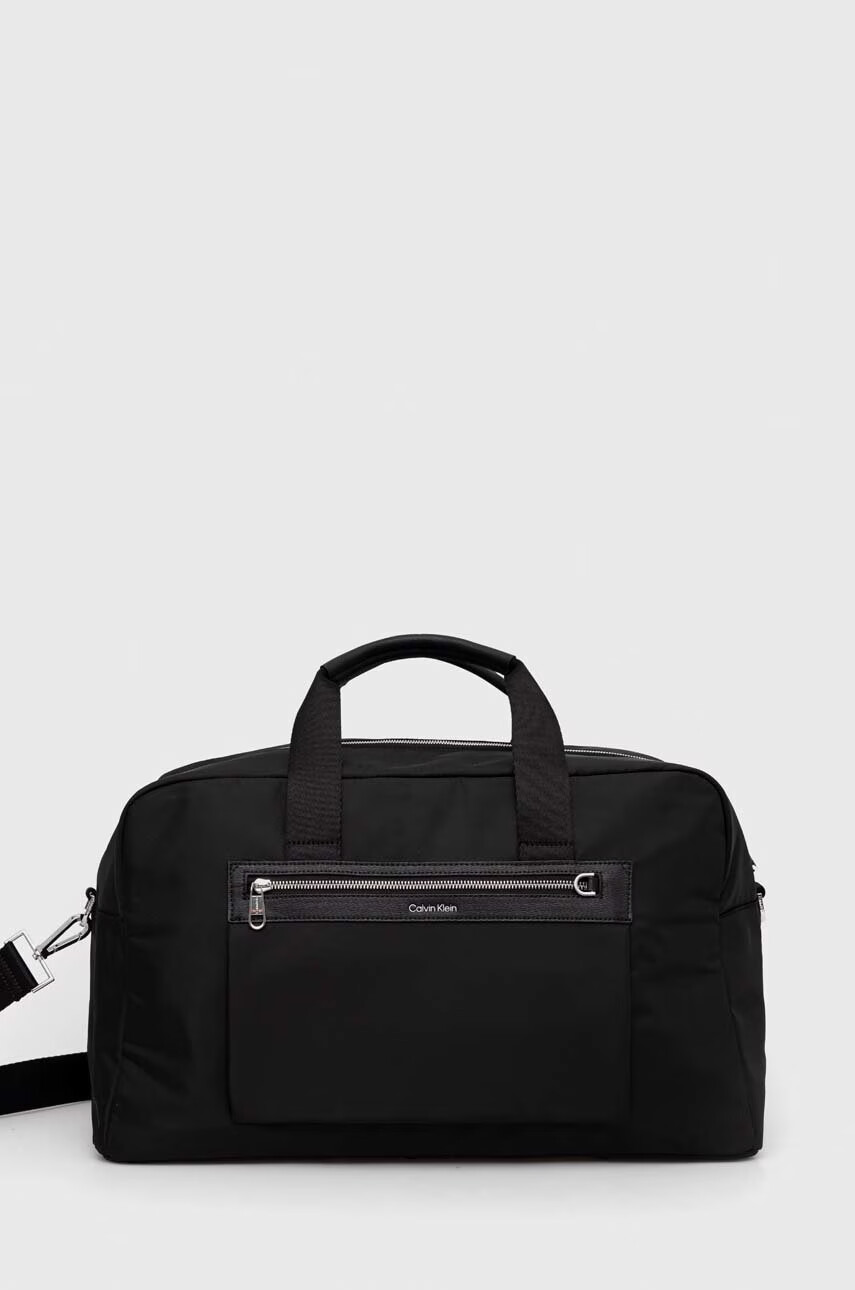 Calvin Klein Чанта в черно - Pepit.bg