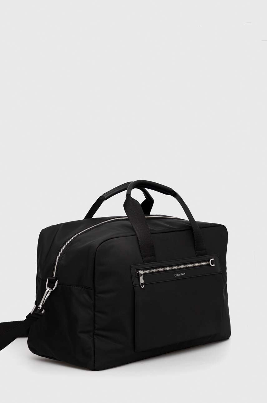 Calvin Klein Чанта в черно - Pepit.bg