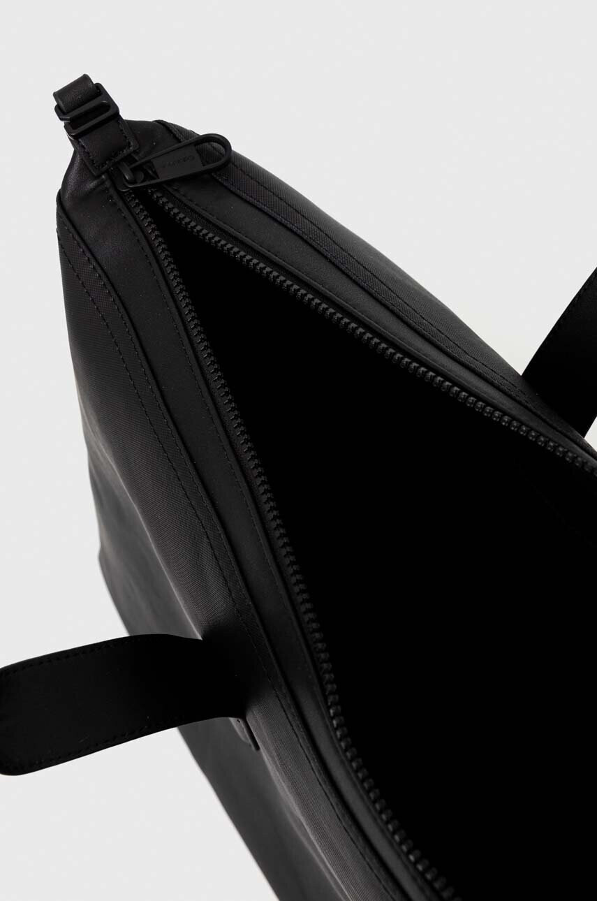 Calvin Klein Чанта в черно - Pepit.bg