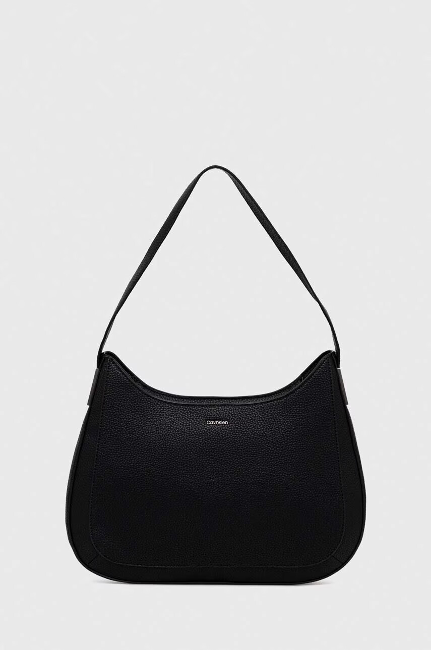 Calvin Klein Чанта в черно - Pepit.bg