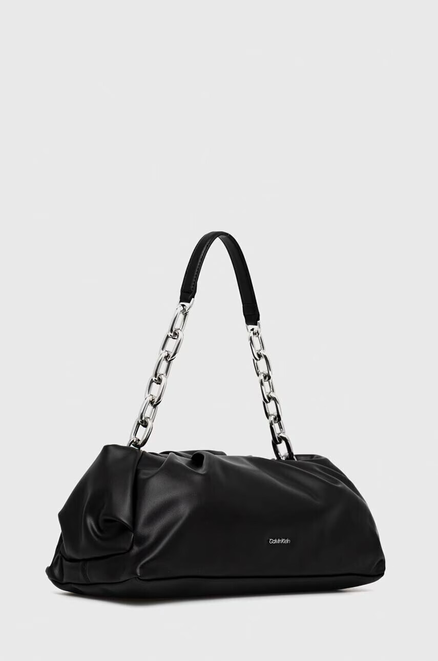 Calvin Klein Чанта в черно - Pepit.bg