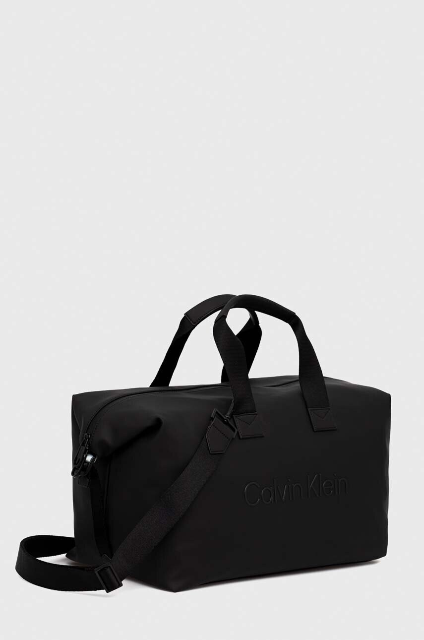 Calvin Klein Чанта в черно - Pepit.bg