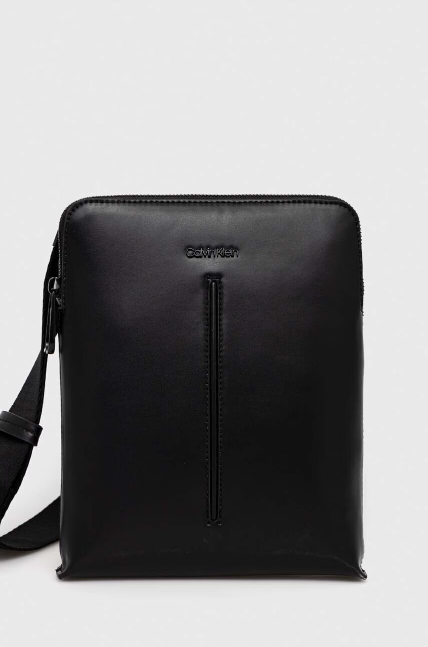 Calvin Klein Чанта през рамо - Pepit.bg