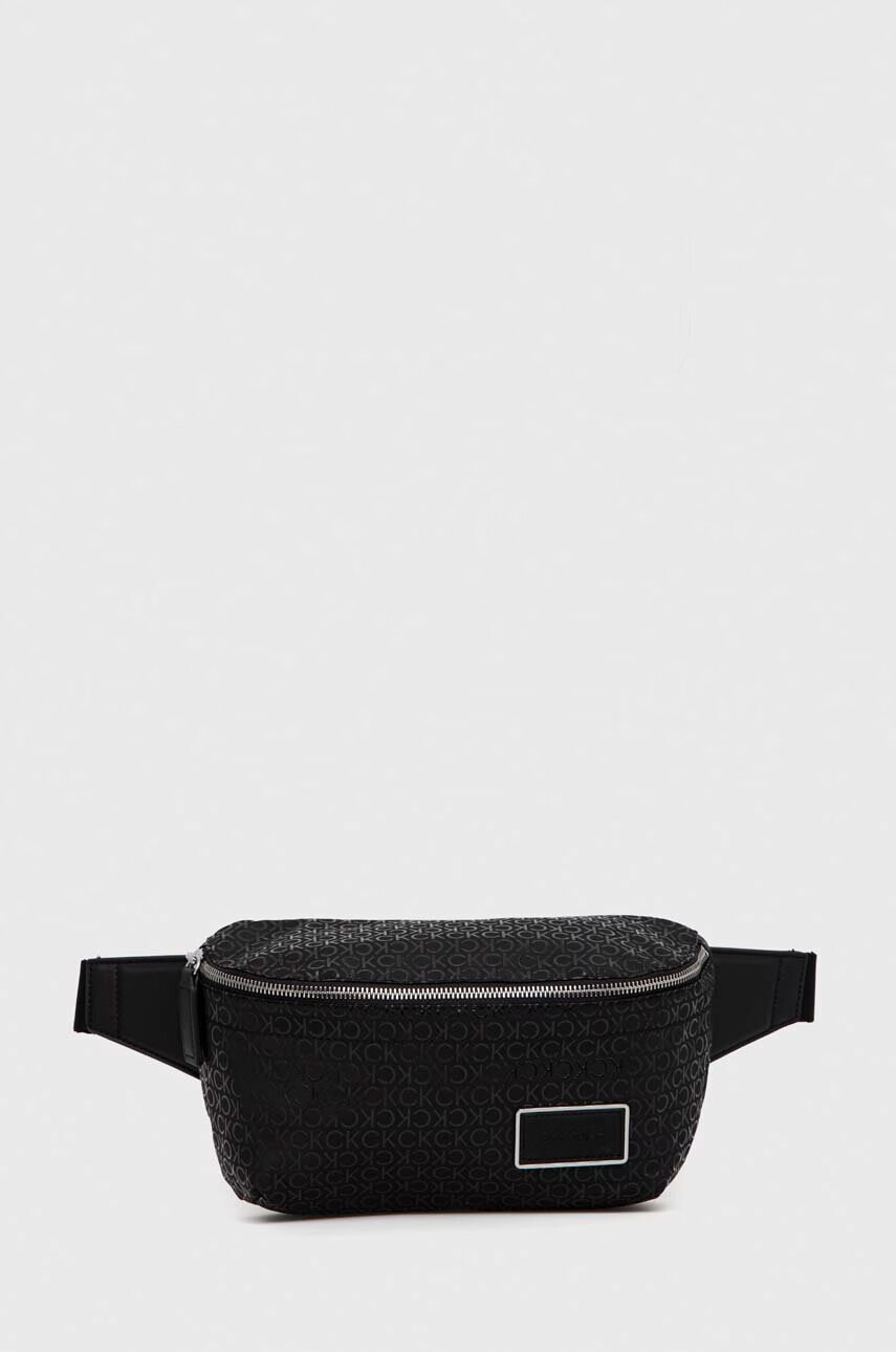 Calvin Klein Чанта за кръст в черно - Pepit.bg
