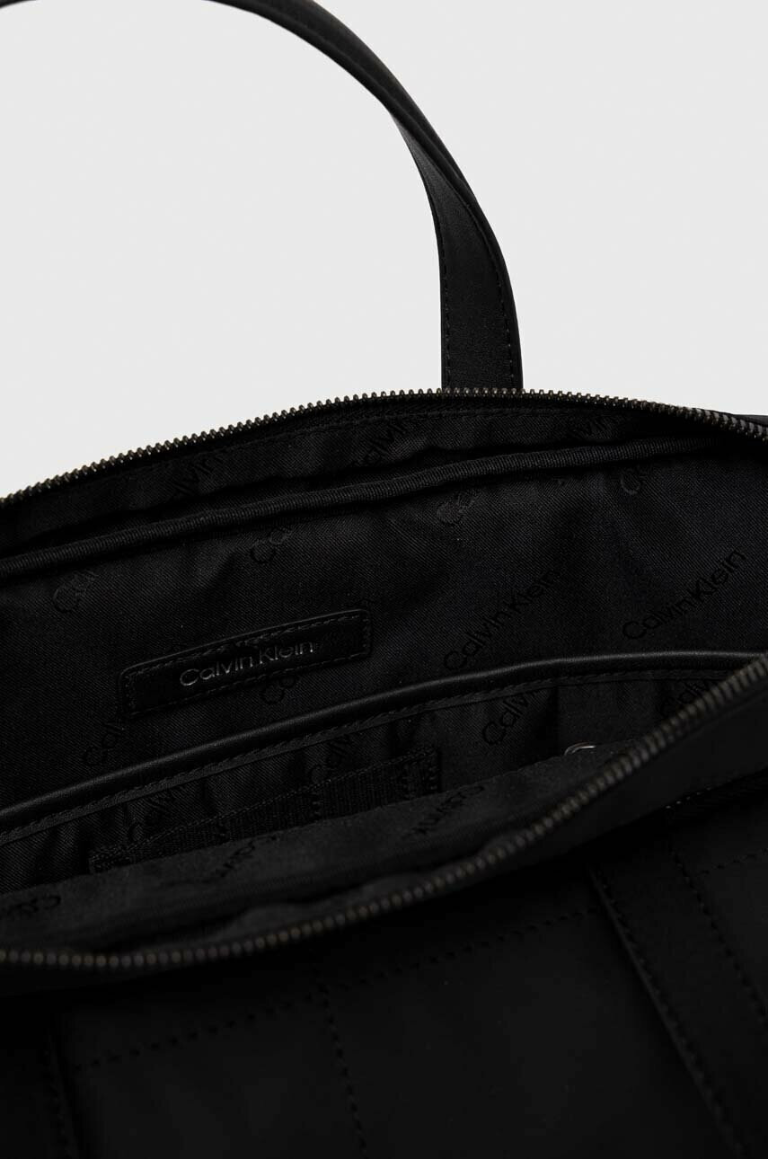 Calvin Klein Чанта за лаптоп в черно - Pepit.bg