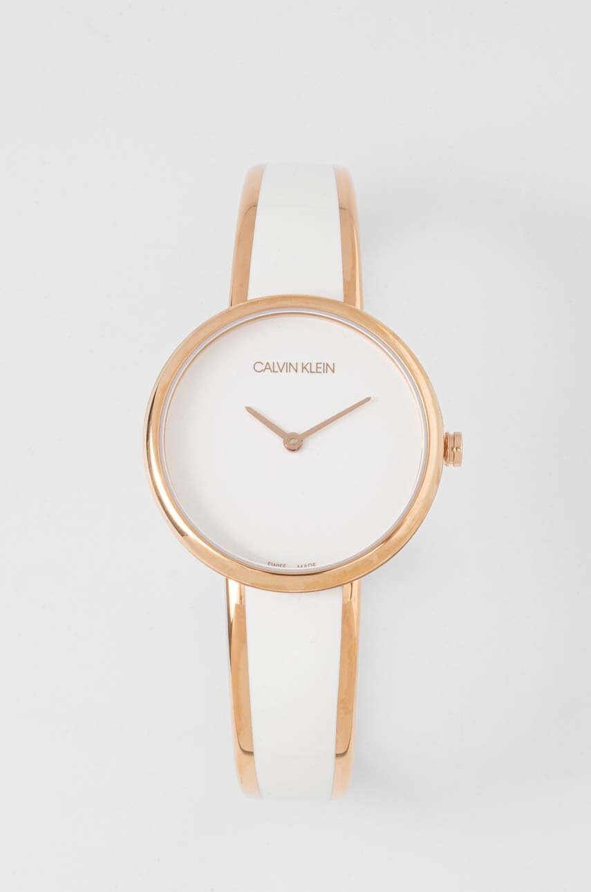 Calvin Klein Часовник дамски в бяло - Pepit.bg