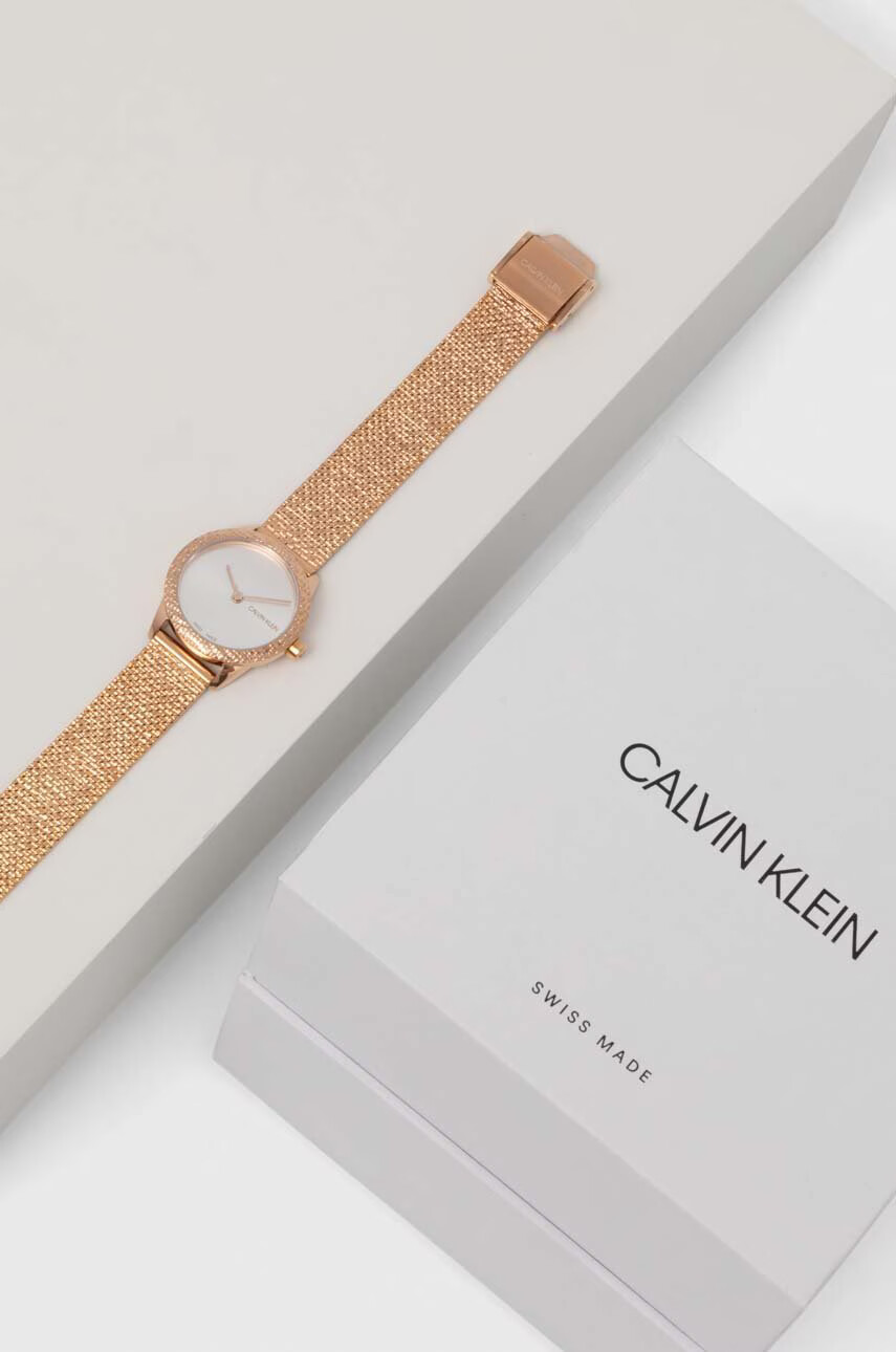 Calvin Klein Часовник дамски в златисто - Pepit.bg
