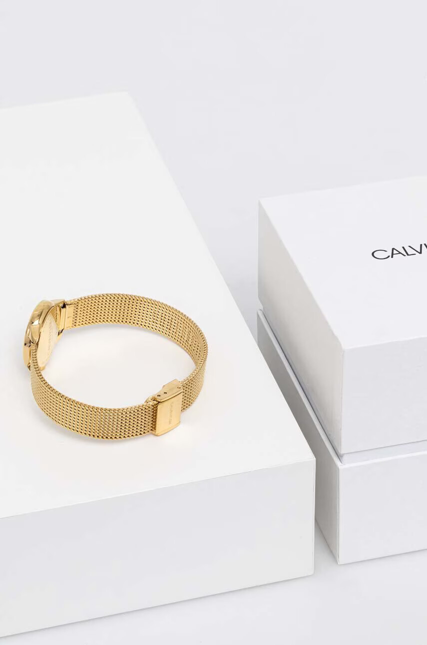 Calvin Klein Часовник дамски в златисто - Pepit.bg