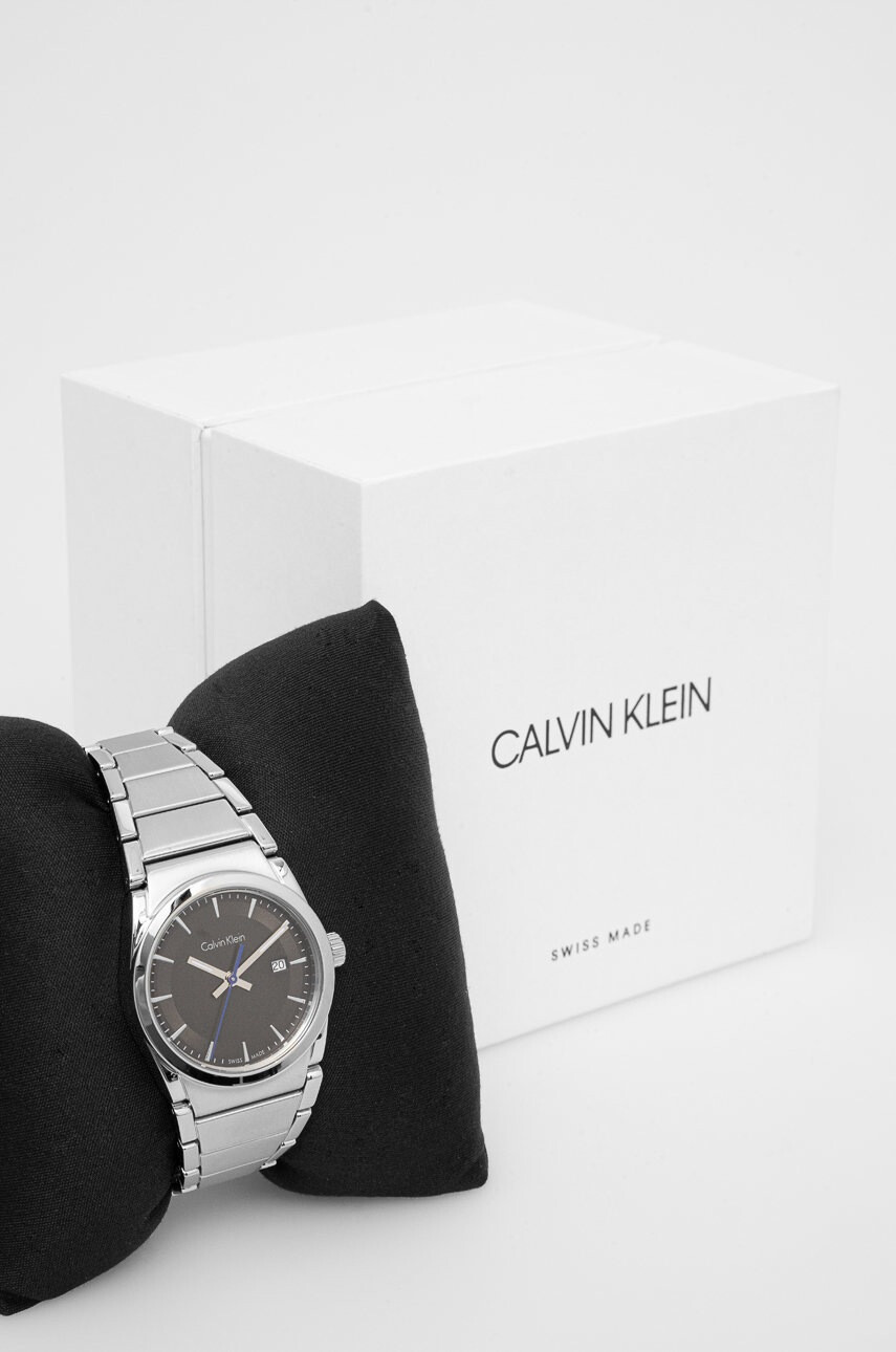 Calvin Klein Часовник дамски в сребристо - Pepit.bg