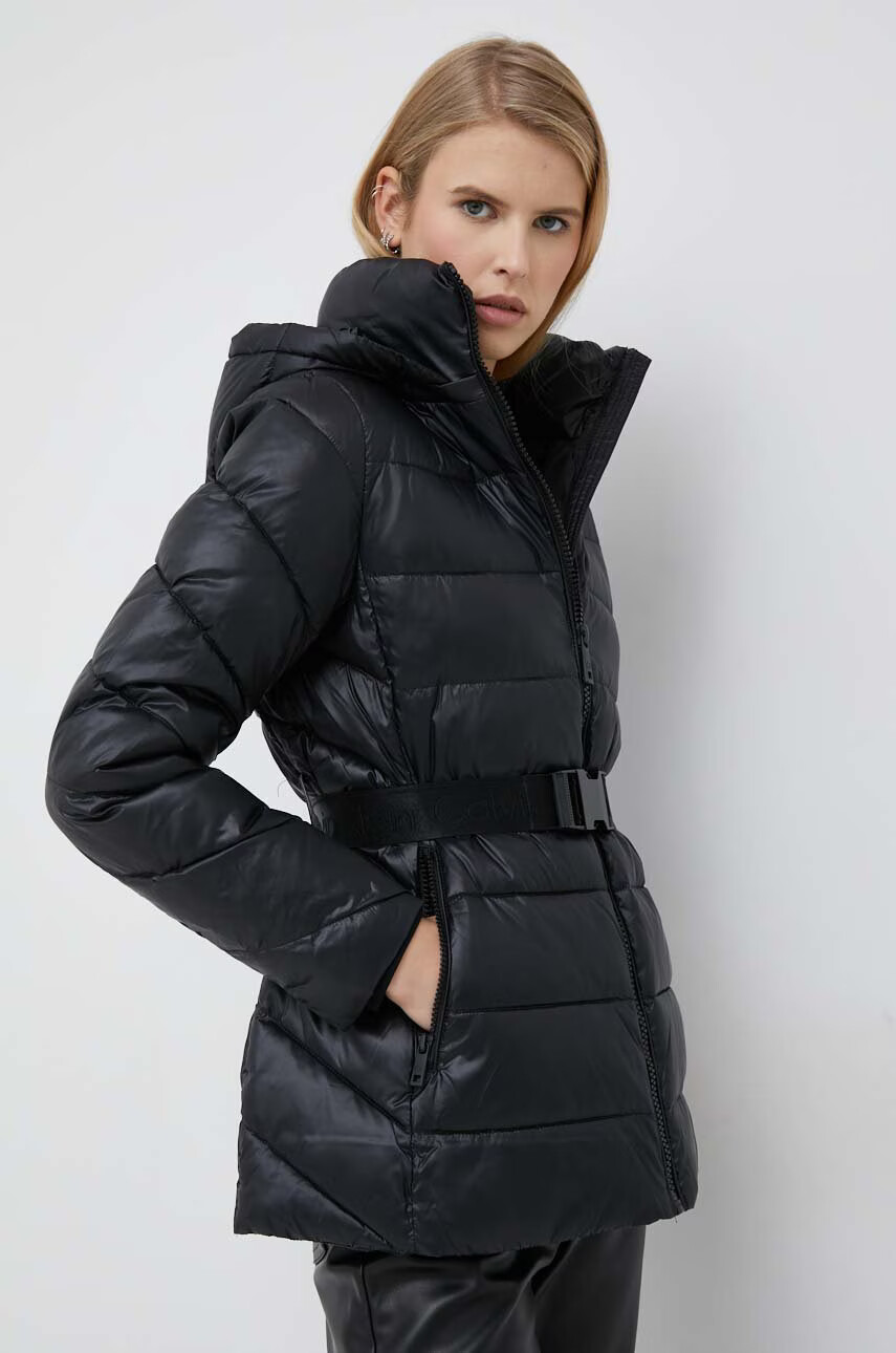 Calvin Klein Яке в черно със зимна изолация - Pepit.bg