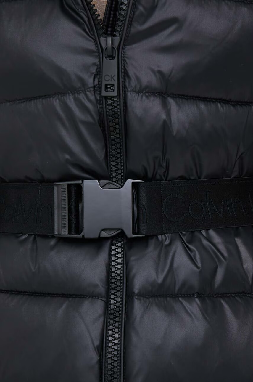 Calvin Klein Яке в черно със зимна изолация - Pepit.bg