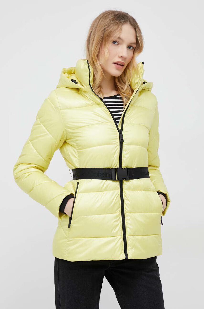 Calvin Klein Яке в жълто със зимна изолация - Pepit.bg