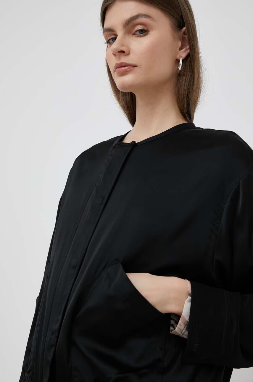 Calvin Klein Яке бомбър в черно с преходна изолация - Pepit.bg